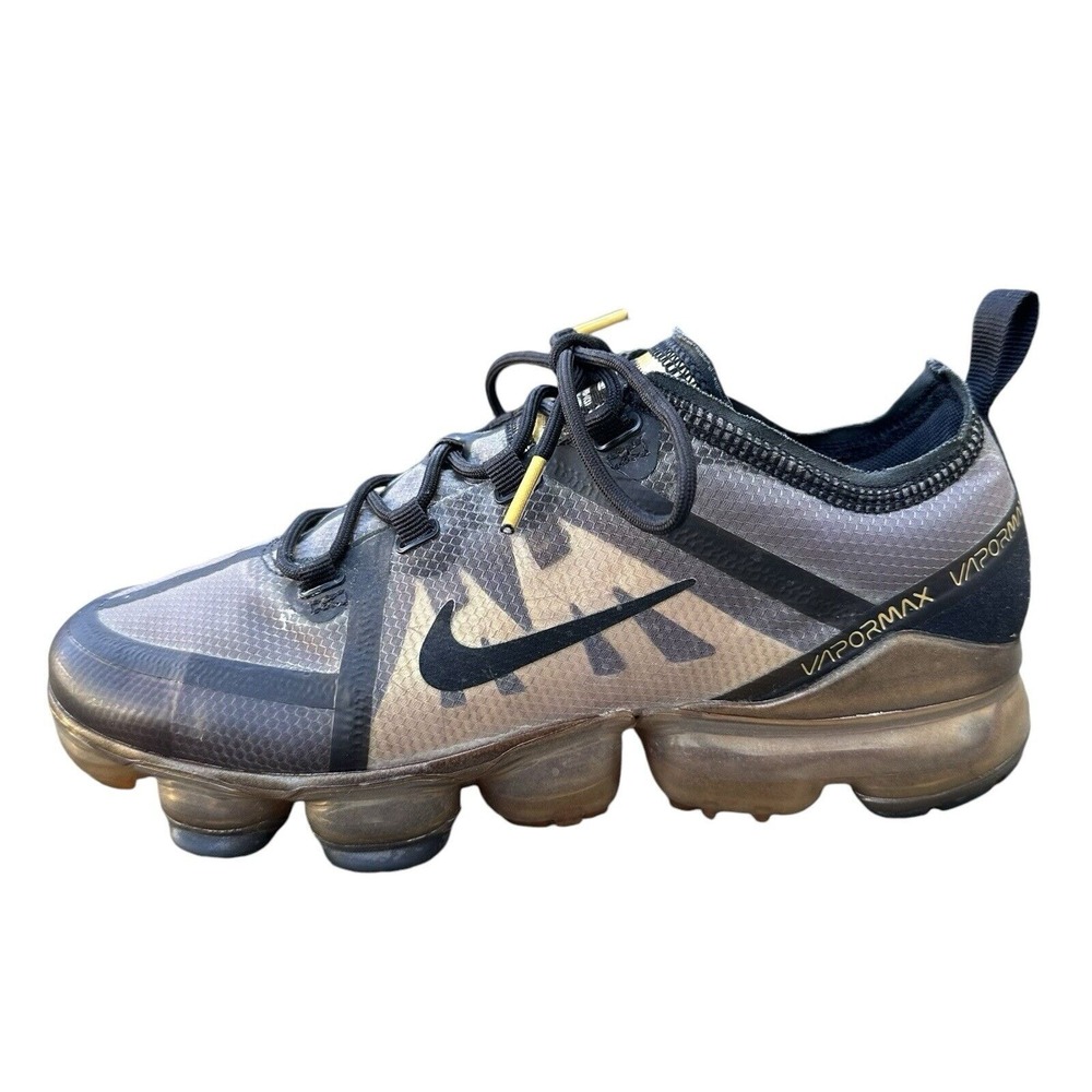 Nike Air VaporMax 2019 GS‎ Black Metallic Gold AJ2616-004 Youth 6.5Y / Women's 8